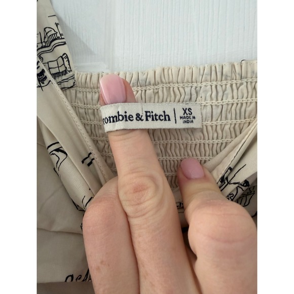 Abercrombie & Fitch Emerson Printed Pleated Maxi Dress Europe Cafe - Picture 5 of 9